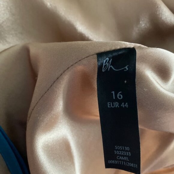 Angora and wool coat, convertible collar, size 12/14 - Picture 5 of 5